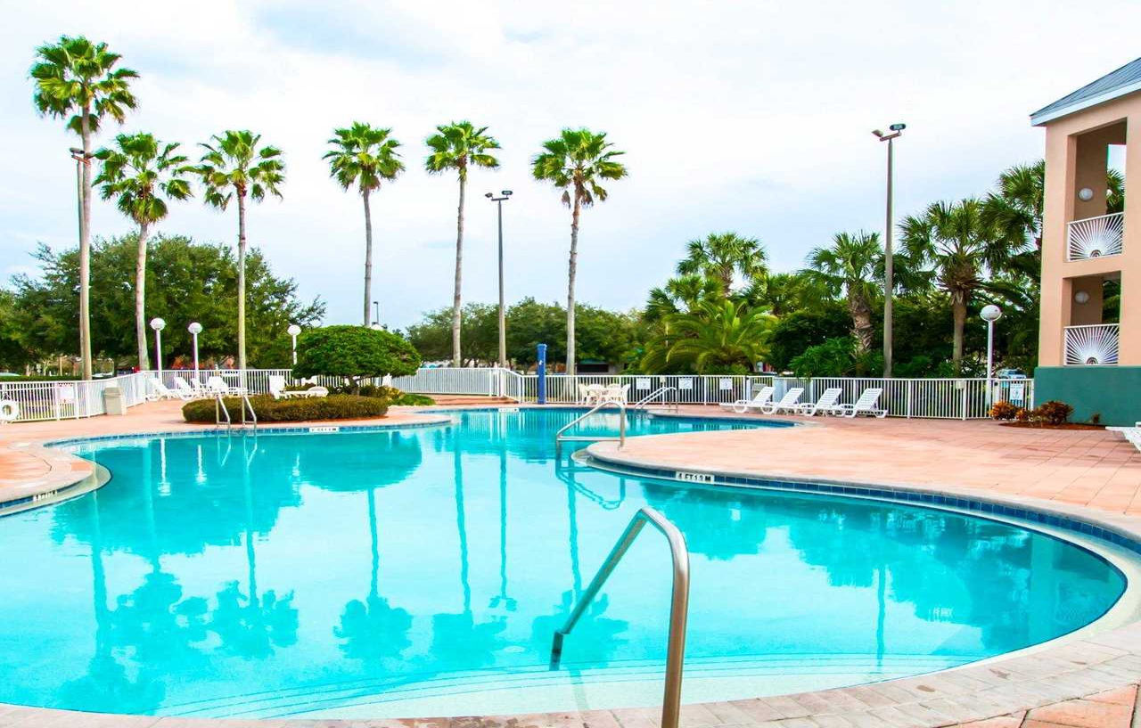 Maingate Garden Inn Киссимми Экстерьер фото